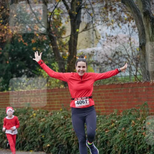 07.12.2025 - St. Pauli X-Mass-Run No. 15 Michael Burmester http://msf.ph/oto/9406734 07.12.2025 09:39:04 Laufen 4061 meine-sportfotos.de