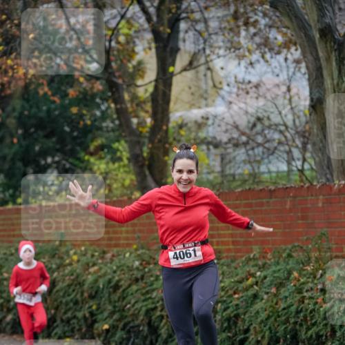 07.12.2025 - St. Pauli X-Mass-Run No. 15 Michael Burmester http://msf.ph/oto/9406736 07.12.2025 09:39:04 Laufen 15, 4061 meine-sportfotos.de