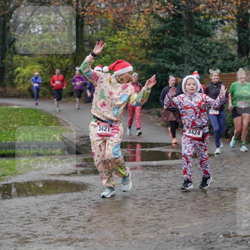 07.12.2025 - St. Pauli X-Mass-Run No. 15 Michael Burmester http://msf.ph/oto/9406741 07.12.2025 11:23:18 Laufen 3424, 3421, 3770, 3754 meine-sportfotos.de