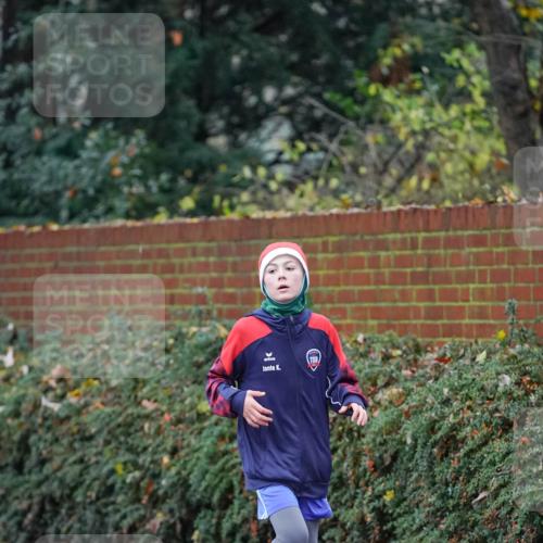 07.12.2025 - St. Pauli X-Mass-Run No. 15 Michael Burmester http://msf.ph/oto/9406748 07.12.2025 09:39:09 Laufen  meine-sportfotos.de