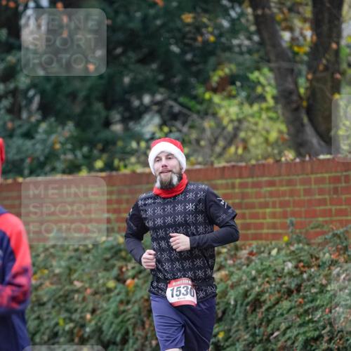 07.12.2025 - St. Pauli X-Mass-Run No. 15 Michael Burmester http://msf.ph/oto/9406758 07.12.2025 09:39:11 Laufen 1530 meine-sportfotos.de
