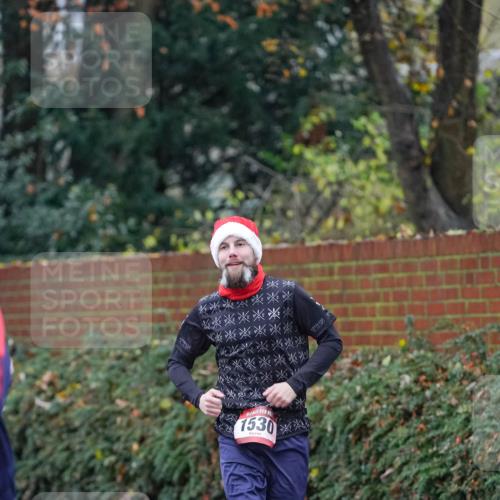07.12.2025 - St. Pauli X-Mass-Run No. 15 Michael Burmester http://msf.ph/oto/9406760 07.12.2025 09:39:11 Laufen 1530 meine-sportfotos.de