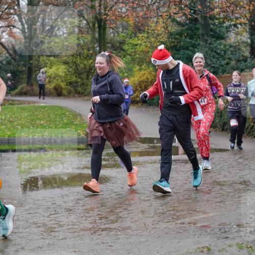 07.12.2025 - St. Pauli X-Mass-Run No. 15 Michael Burmester http://msf.ph/oto/9406781 07.12.2025 11:23:23 Laufen 3754, 41, 724 meine-sportfotos.de