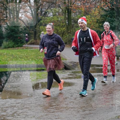07.12.2025 - St. Pauli X-Mass-Run No. 15 Michael Burmester http://msf.ph/oto/9406789 07.12.2025 11:23:24 Laufen 1541, 796 meine-sportfotos.de