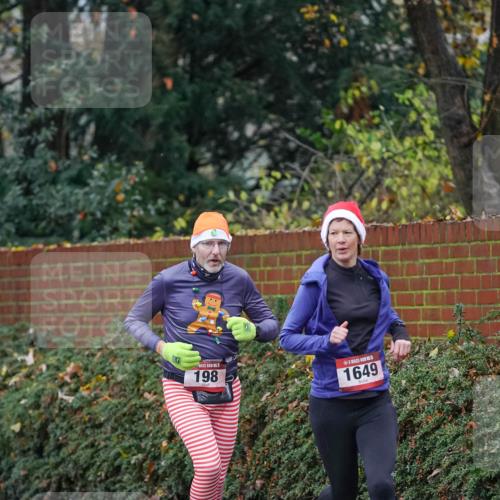 07.12.2025 - St. Pauli X-Mass-Run No. 15 Michael Burmester http://msf.ph/oto/9406798 07.12.2025 09:39:25 Laufen 15, 198, 1649 meine-sportfotos.de