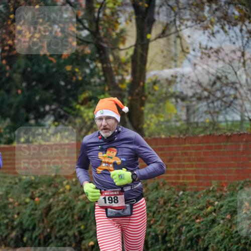 07.12.2025 - St. Pauli X-Mass-Run No. 15 Michael Burmester http://msf.ph/oto/9406812 07.12.2025 09:39:28 Laufen 15, 198 meine-sportfotos.de