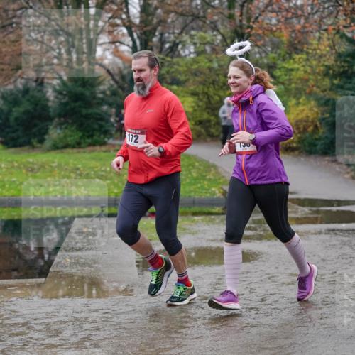 07.12.2025 - St. Pauli X-Mass-Run No. 15 Michael Burmester http://msf.ph/oto/9406829 07.12.2025 11:23:29 Laufen 172, 130, 228 meine-sportfotos.de