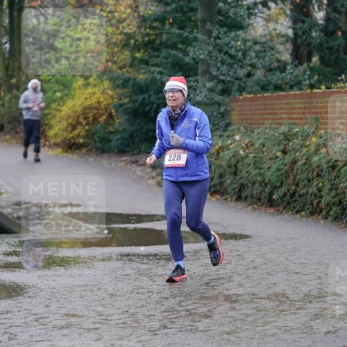 07.12.2025 - St. Pauli X-Mass-Run No. 15 Michael Burmester http://msf.ph/oto/9406833 07.12.2025 11:23:30 Laufen 228 meine-sportfotos.de