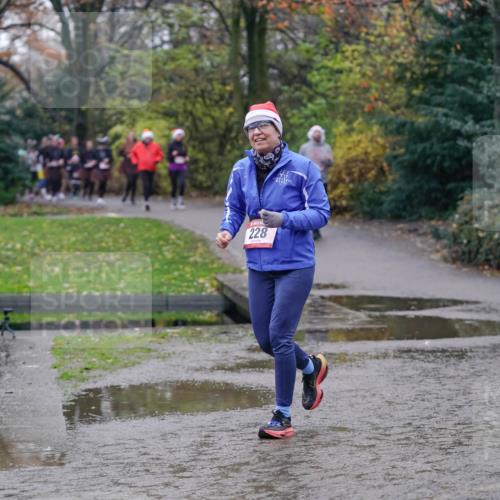 07.12.2025 - St. Pauli X-Mass-Run No. 15 Michael Burmester http://msf.ph/oto/9406839 07.12.2025 11:23:31 Laufen 228 meine-sportfotos.de
