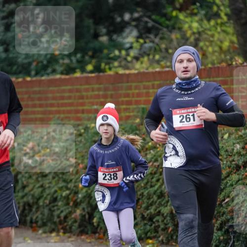 07.12.2025 - St. Pauli X-Mass-Run No. 15 Michael Burmester http://msf.ph/oto/9406840 07.12.2025 09:39:40 Laufen 5, 5, 238, 15, 261 meine-sportfotos.de