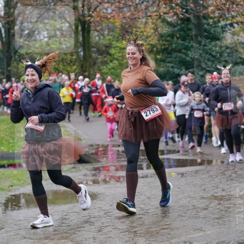 07.12.2025 - St. Pauli X-Mass-Run No. 15 Michael Burmester http://msf.ph/oto/9406893 07.12.2025 11:23:48 Laufen 2793, 2785, 2784 meine-sportfotos.de