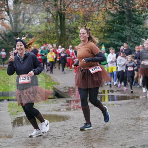 07.12.2025 - St. Pauli X-Mass-Run No. 15 Michael Burmester http://msf.ph/oto/9406895 07.12.2025 11:23:48 Laufen 4428, 2793, 2785, 2784 meine-sportfotos.de