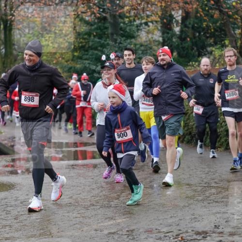 07.12.2025 - St. Pauli X-Mass-Run No. 15 Michael Burmester http://msf.ph/oto/9406931 07.12.2025 11:23:52 Laufen 901, 15, 898, 900, 3885, 346, 3880 meine-sportfotos.de