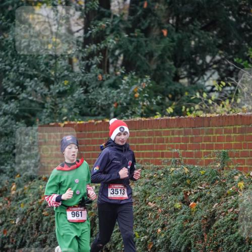 07.12.2025 - St. Pauli X-Mass-Run No. 15 Michael Burmester http://msf.ph/oto/9406958 07.12.2025 09:40:17 Laufen 961, 3513 meine-sportfotos.de