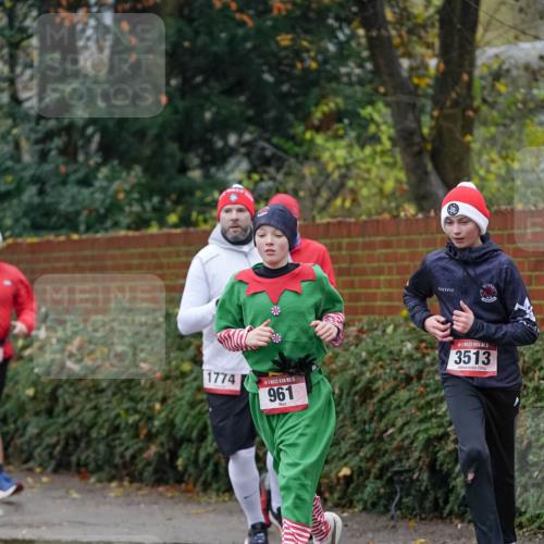 07.12.2025 - St. Pauli X-Mass-Run No. 15 Michael Burmester http://msf.ph/oto/9406970 07.12.2025 09:40:19 Laufen 1774, 15, 961, 3513 meine-sportfotos.de