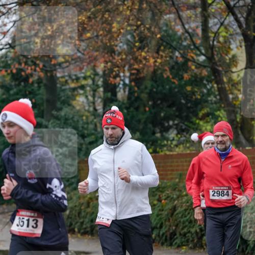 07.12.2025 - St. Pauli X-Mass-Run No. 15 Michael Burmester http://msf.ph/oto/9406978 07.12.2025 09:40:21 Laufen 3513, 15, 2984 meine-sportfotos.de