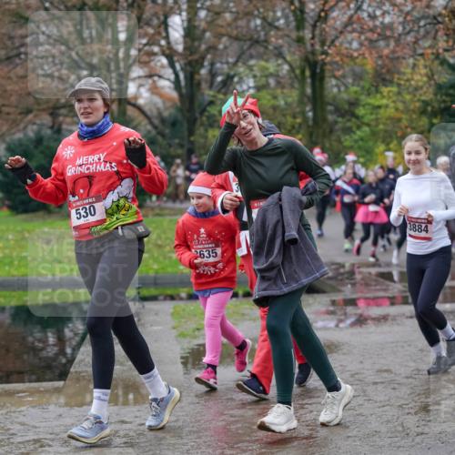 07.12.2025 - St. Pauli X-Mass-Run No. 15 Michael Burmester http://msf.ph/oto/9406979 07.12.2025 11:23:58 Laufen 15, 530, 2635, 13, 3884, 614 meine-sportfotos.de