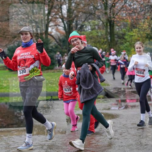 07.12.2025 - St. Pauli X-Mass-Run No. 15 Michael Burmester http://msf.ph/oto/9406981 07.12.2025 11:23:58 Laufen 530, 3635, 3884, 46 meine-sportfotos.de