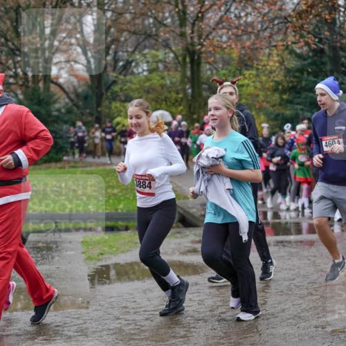 07.12.2025 - St. Pauli X-Mass-Run No. 15 Michael Burmester http://msf.ph/oto/9406983 07.12.2025 11:23:58 Laufen 3638, 3884, 4604, 961 meine-sportfotos.de