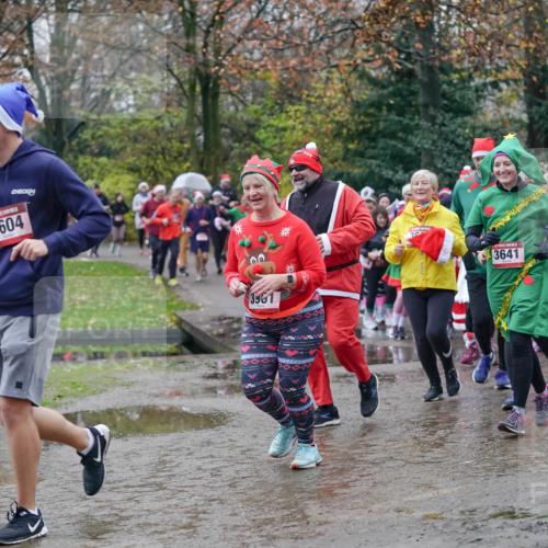 07.12.2025 - St. Pauli X-Mass-Run No. 15 Michael Burmester http://msf.ph/oto/9406993 07.12.2025 11:24:00 Laufen 4604, 3961, 22, 3641, 69 meine-sportfotos.de
