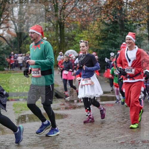 07.12.2025 - St. Pauli X-Mass-Run No. 15 Michael Burmester http://msf.ph/oto/9407015 07.12.2025 11:24:02 Laufen 352, 3525, 71, 569, 2221, 2347 meine-sportfotos.de