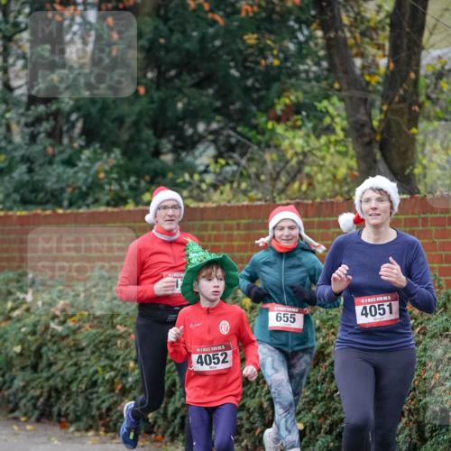 07.12.2025 - St. Pauli X-Mass-Run No. 15 Michael Burmester http://msf.ph/oto/9407016 07.12.2025 09:40:36 Laufen 15, 4052, 655, 15, 4051 meine-sportfotos.de