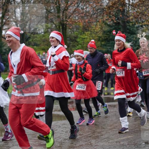 07.12.2025 - St. Pauli X-Mass-Run No. 15 Michael Burmester http://msf.ph/oto/9407027 07.12.2025 11:24:03 Laufen 3663, 71, 2223, 2221, 2568, 1784, 999 meine-sportfotos.de