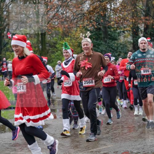 07.12.2025 - St. Pauli X-Mass-Run No. 15 Michael Burmester http://msf.ph/oto/9407033 07.12.2025 11:24:04 Laufen 1663, 2221, 1732, 2347, 2568, 3622, 995, 37, 999, 3625 meine-sportfotos.de