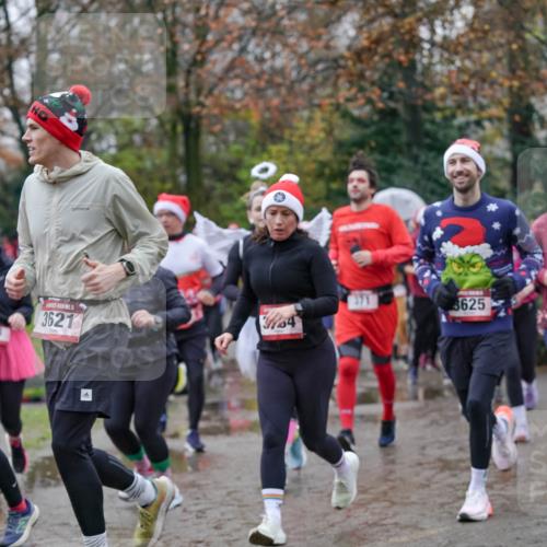 07.12.2025 - St. Pauli X-Mass-Run No. 15 Michael Burmester http://msf.ph/oto/9407055 07.12.2025 11:24:06 Laufen 3621, 4, 3625, 355 meine-sportfotos.de