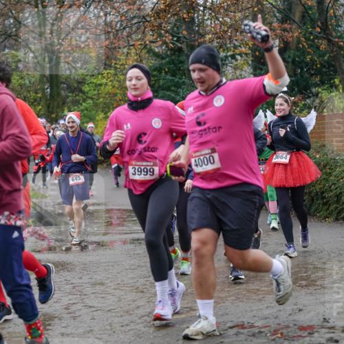 07.12.2025 - St. Pauli X-Mass-Run No. 15 Michael Burmester http://msf.ph/oto/9407065 07.12.2025 11:24:08 Laufen 32, 645, 3999, 4000, 64, 3664 meine-sportfotos.de