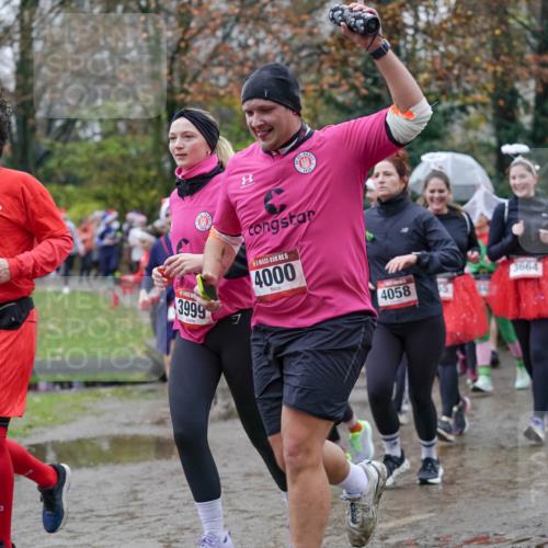 07.12.2025 - St. Pauli X-Mass-Run No. 15 Michael Burmester http://msf.ph/oto/9407069 07.12.2025 11:24:08 Laufen 371, 3999, 15, 4000, 4058, 65, 3664 meine-sportfotos.de