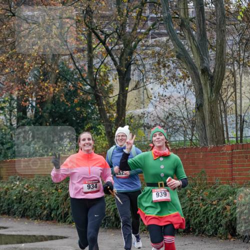 07.12.2025 - St. Pauli X-Mass-Run No. 15 Michael Burmester http://msf.ph/oto/9407078 07.12.2025 09:40:46 Laufen 934, 252, 939 meine-sportfotos.de