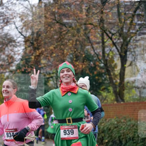07.12.2025 - St. Pauli X-Mass-Run No. 15 Michael Burmester http://msf.ph/oto/9407084 07.12.2025 09:40:47 Laufen 15, 934, 15, 939 meine-sportfotos.de