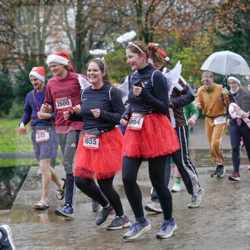 07.12.2025 - St. Pauli X-Mass-Run No. 15 Michael Burmester http://msf.ph/oto/9407087 07.12.2025 11:24:10 Laufen 2600, 645, 3655, 664, 642, 24102, 3564 meine-sportfotos.de