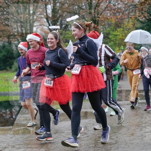07.12.2025 - St. Pauli X-Mass-Run No. 15 Michael Burmester http://msf.ph/oto/9407089 07.12.2025 11:24:10 Laufen 2600, 645, 655, 664, 642, 2412, 356 meine-sportfotos.de