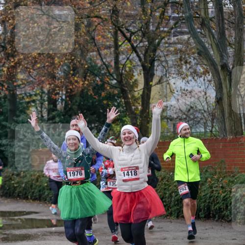 07.12.2025 - St. Pauli X-Mass-Run No. 15 Michael Burmester http://msf.ph/oto/9407108 07.12.2025 09:40:51 Laufen 1976, 139, 15, 1418, 292 meine-sportfotos.de