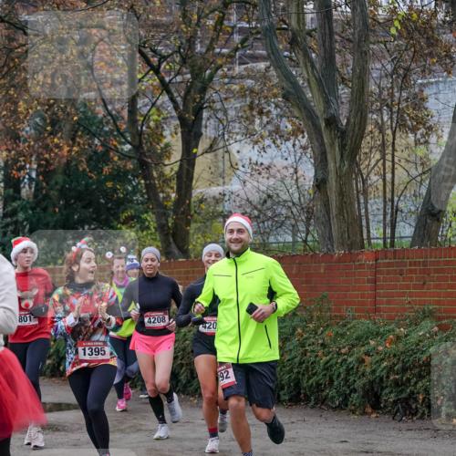07.12.2025 - St. Pauli X-Mass-Run No. 15 Michael Burmester http://msf.ph/oto/9407112 07.12.2025 09:40:52 Laufen 801, 1395, 4208, 420, 192 meine-sportfotos.de
