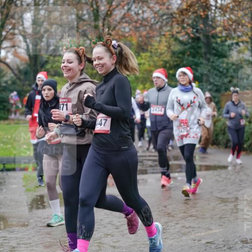 07.12.2025 - St. Pauli X-Mass-Run No. 15 Michael Burmester http://msf.ph/oto/9407121 07.12.2025 11:24:14 Laufen 15, 971, 47, 2434, 1420, 2231 meine-sportfotos.de