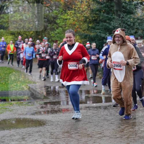 07.12.2025 - St. Pauli X-Mass-Run No. 15 Michael Burmester http://msf.ph/oto/9407159 07.12.2025 11:24:19 Laufen 3006, 3624, 2966, 34, 0 meine-sportfotos.de