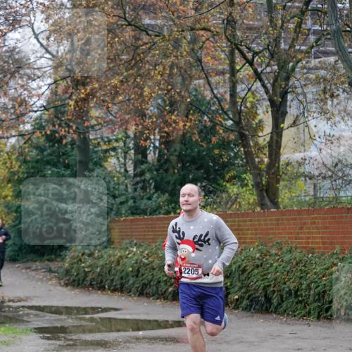 07.12.2025 - St. Pauli X-Mass-Run No. 15 Michael Burmester http://msf.ph/oto/9407164 07.12.2025 09:40:59 Laufen 00, 2205 meine-sportfotos.de