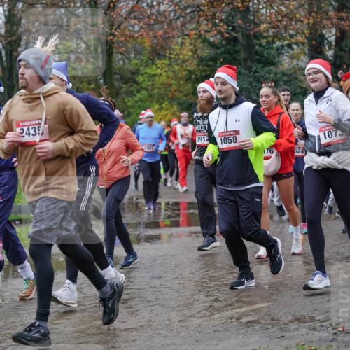 07.12.2025 - St. Pauli X-Mass-Run No. 15 Michael Burmester http://msf.ph/oto/9407195 07.12.2025 11:24:24 Laufen 2435, 4606, 3912, 1058, 176, 624, 1073 meine-sportfotos.de