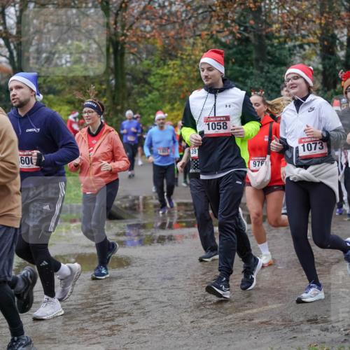 07.12.2025 - St. Pauli X-Mass-Run No. 15 Michael Burmester http://msf.ph/oto/9407199 07.12.2025 11:24:24 Laufen 135, 60, 391, 1058, 1073, 976 meine-sportfotos.de