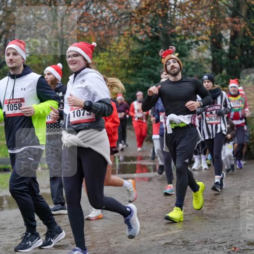 07.12.2025 - St. Pauli X-Mass-Run No. 15 Michael Burmester http://msf.ph/oto/9407201 07.12.2025 11:24:25 Laufen 15, 1058, 1075, 91, 1540, 3630 meine-sportfotos.de