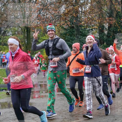 07.12.2025 - St. Pauli X-Mass-Run No. 15 Michael Burmester http://msf.ph/oto/9407247 07.12.2025 11:24:31 Laufen 36, 1534, 878, 2446, 1968, 42, 3388, 145 meine-sportfotos.de