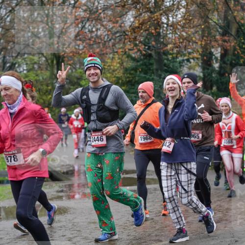 07.12.2025 - St. Pauli X-Mass-Run No. 15 Michael Burmester http://msf.ph/oto/9407249 07.12.2025 11:24:31 Laufen 1145, 4, 978, 15, 2446, 1968, 42, 965, 3388, 545 meine-sportfotos.de
