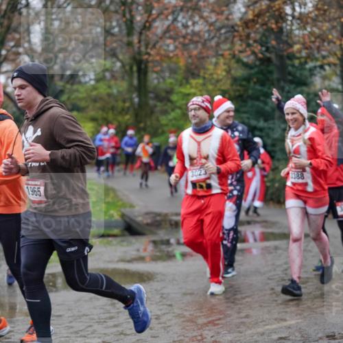 07.12.2025 - St. Pauli X-Mass-Run No. 15 Michael Burmester http://msf.ph/oto/9407259 07.12.2025 11:24:32 Laufen 1, 1968, 1965, 3023, 1388, 354, 645 meine-sportfotos.de