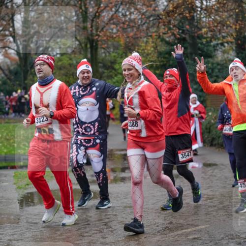 07.12.2025 - St. Pauli X-Mass-Run No. 15 Michael Burmester http://msf.ph/oto/9407267 07.12.2025 11:24:33 Laufen 3023, 15, 3388, 3547, 2001, 45 meine-sportfotos.de