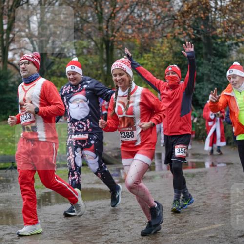 07.12.2025 - St. Pauli X-Mass-Run No. 15 Michael Burmester http://msf.ph/oto/9407271 07.12.2025 11:24:33 Laufen 3023, 15, 3388, 3547, 733 meine-sportfotos.de