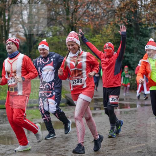 07.12.2025 - St. Pauli X-Mass-Run No. 15 Michael Burmester http://msf.ph/oto/9407273 07.12.2025 11:24:33 Laufen 3023, 15, 3388, 3547 meine-sportfotos.de