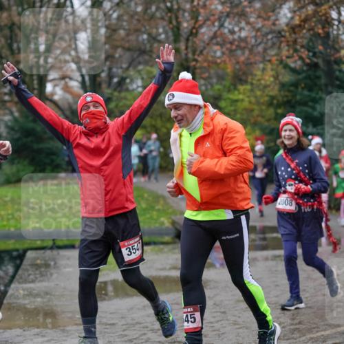 07.12.2025 - St. Pauli X-Mass-Run No. 15 Michael Burmester http://msf.ph/oto/9407281 07.12.2025 11:24:34 Laufen 3547, 45, 2008, 733 meine-sportfotos.de